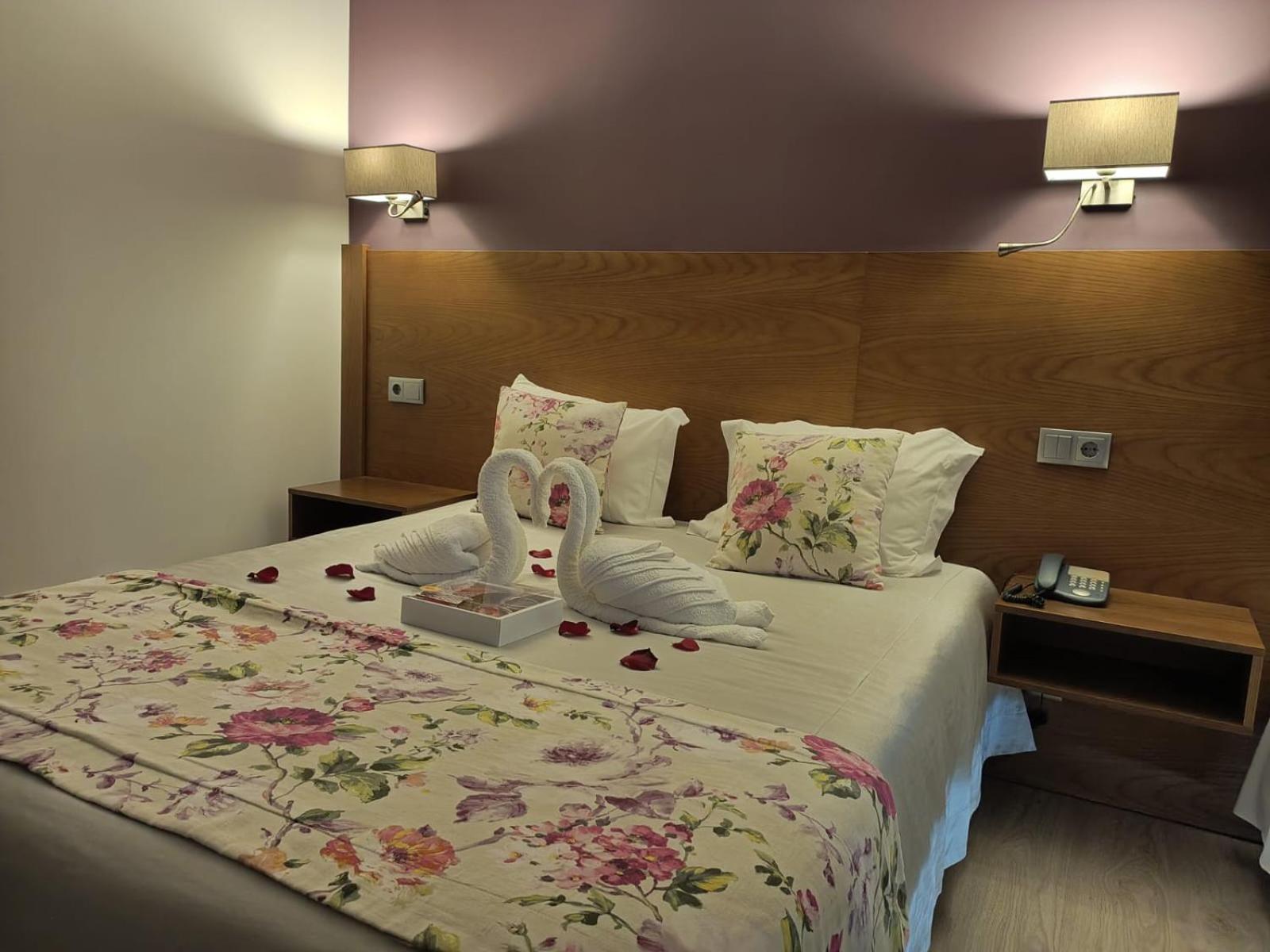Hotel Santo Antonio De Padua Fatima Exterior photo