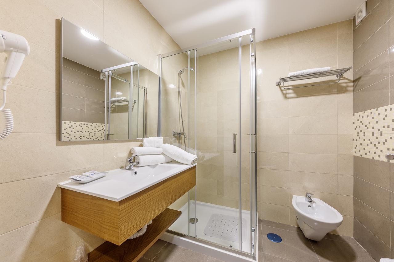 Hotel Santo Antonio De Padua Fatima Exterior photo